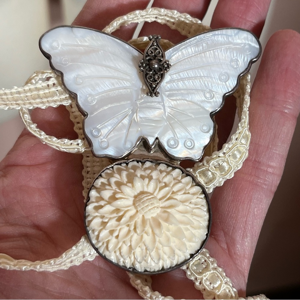 Vintage Sterling silver Art deco mother of Pearl Butterfly Oversized Necklace